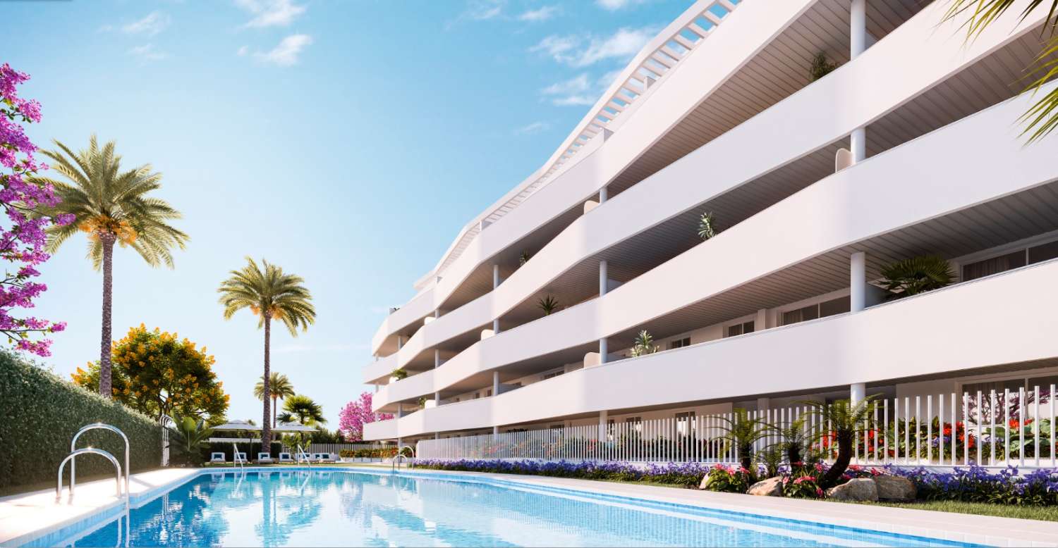 NEUBAU in der zweiten Strandlinie, Torre del Mar.