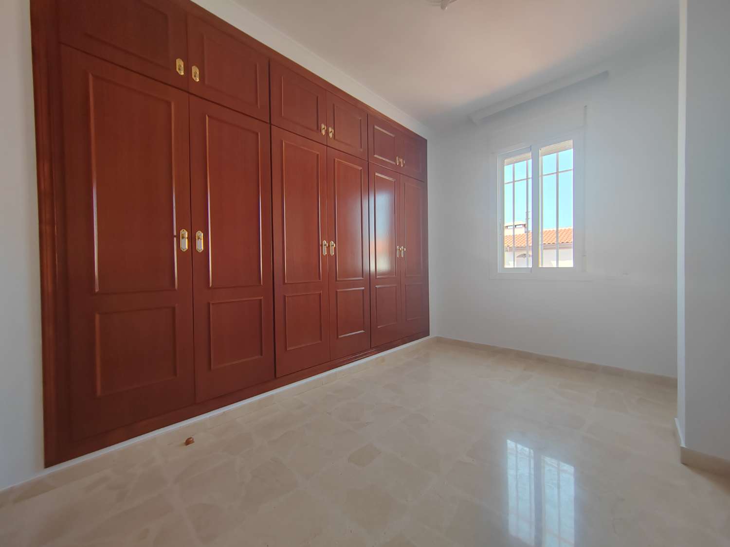 Unfurnished Townhouse in El Limonar for Long-Term Rental