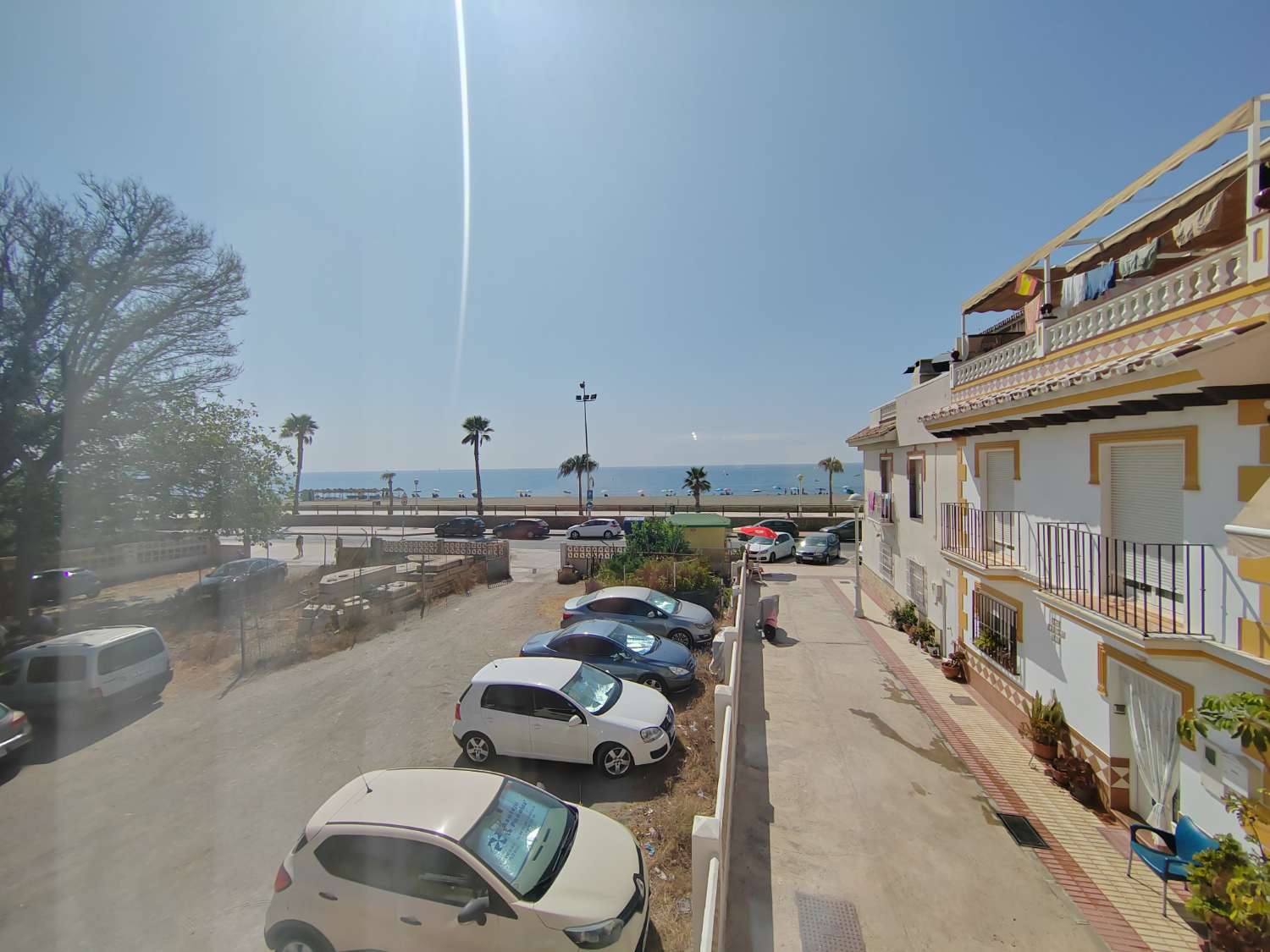 Hus vid stranden i Torre del Mar