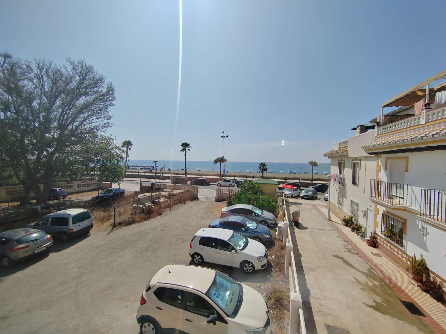 Hus vid stranden i Torre del Mar