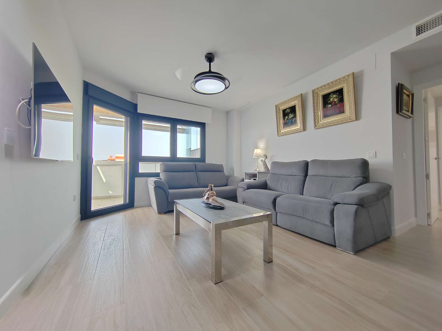 Neu gebautes Apartment am Meer