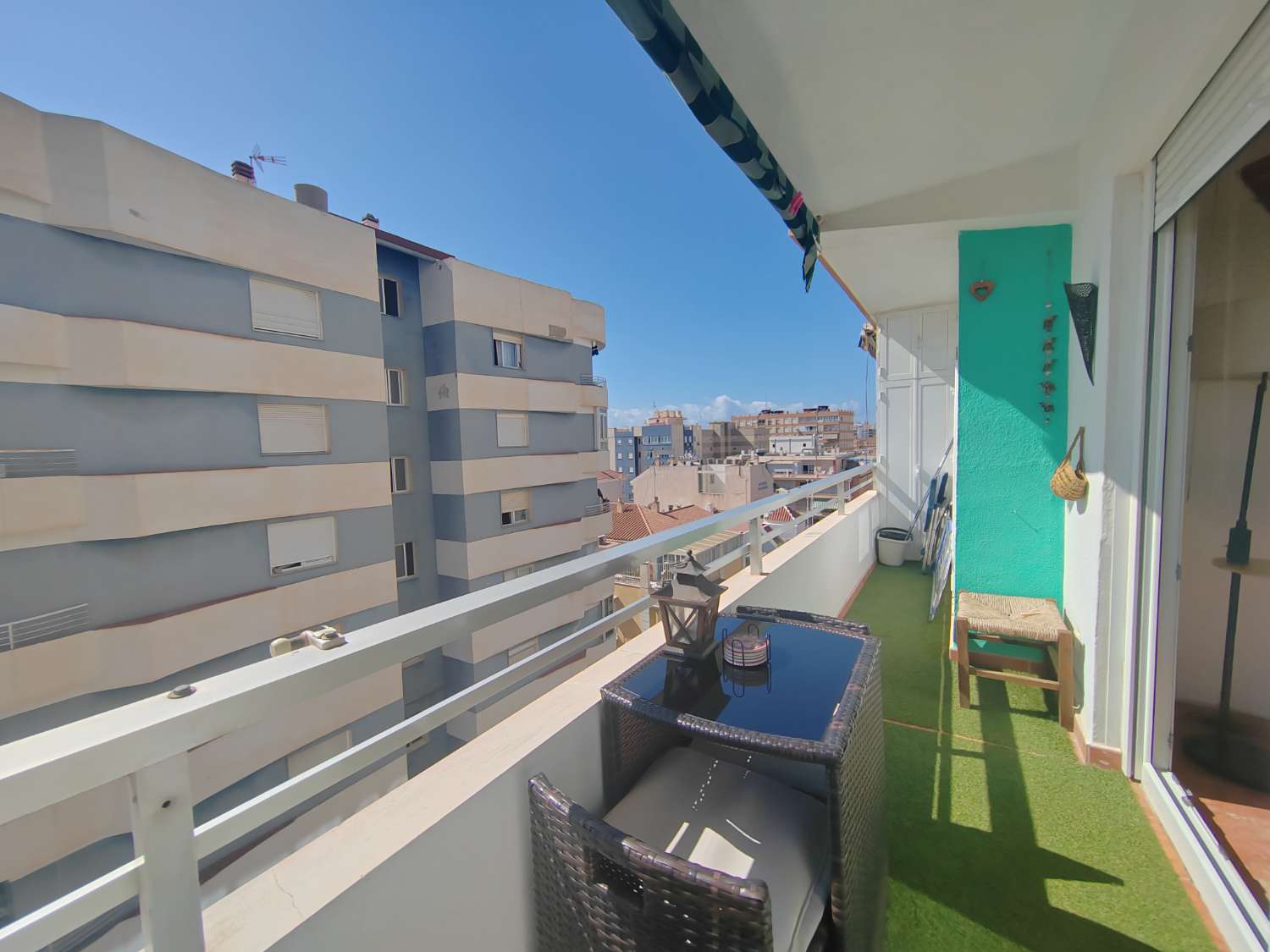 Long-Term Rental Apartment on Paseo de Larios, Torre del Mar: Unbeatable Location with Stunning Views