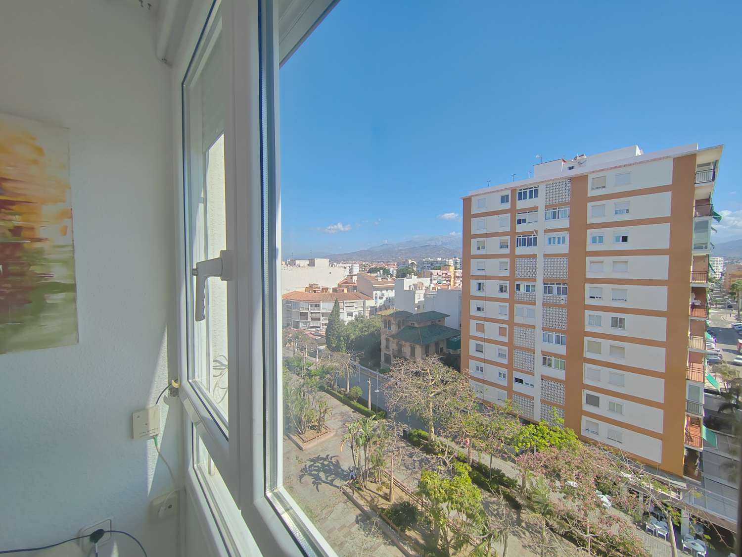 Long-Term Rental Apartment on Paseo de Larios, Torre del Mar: Unbeatable Location with Stunning Views