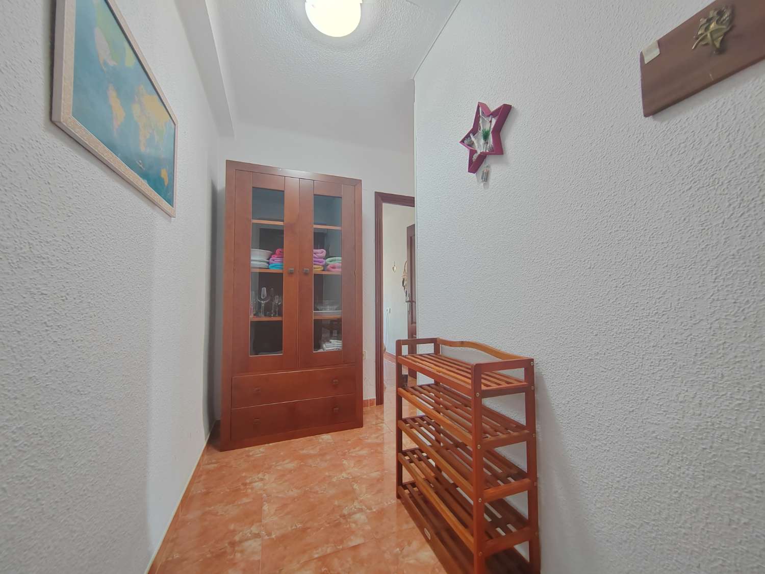 Appartement en Location Longue Durée sur le Paseo de Larios, Torre del Mar : Emplacement Idéal avec Vue Imprenable