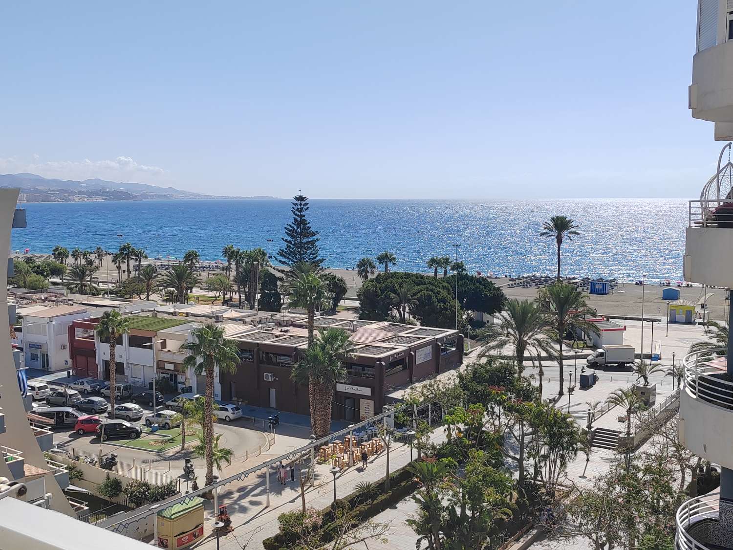 Långtidsuthyrningslägenhet på Paseo de Larios, Torre del Mar: Oslagbart Läge med Fantastisk Utsikt