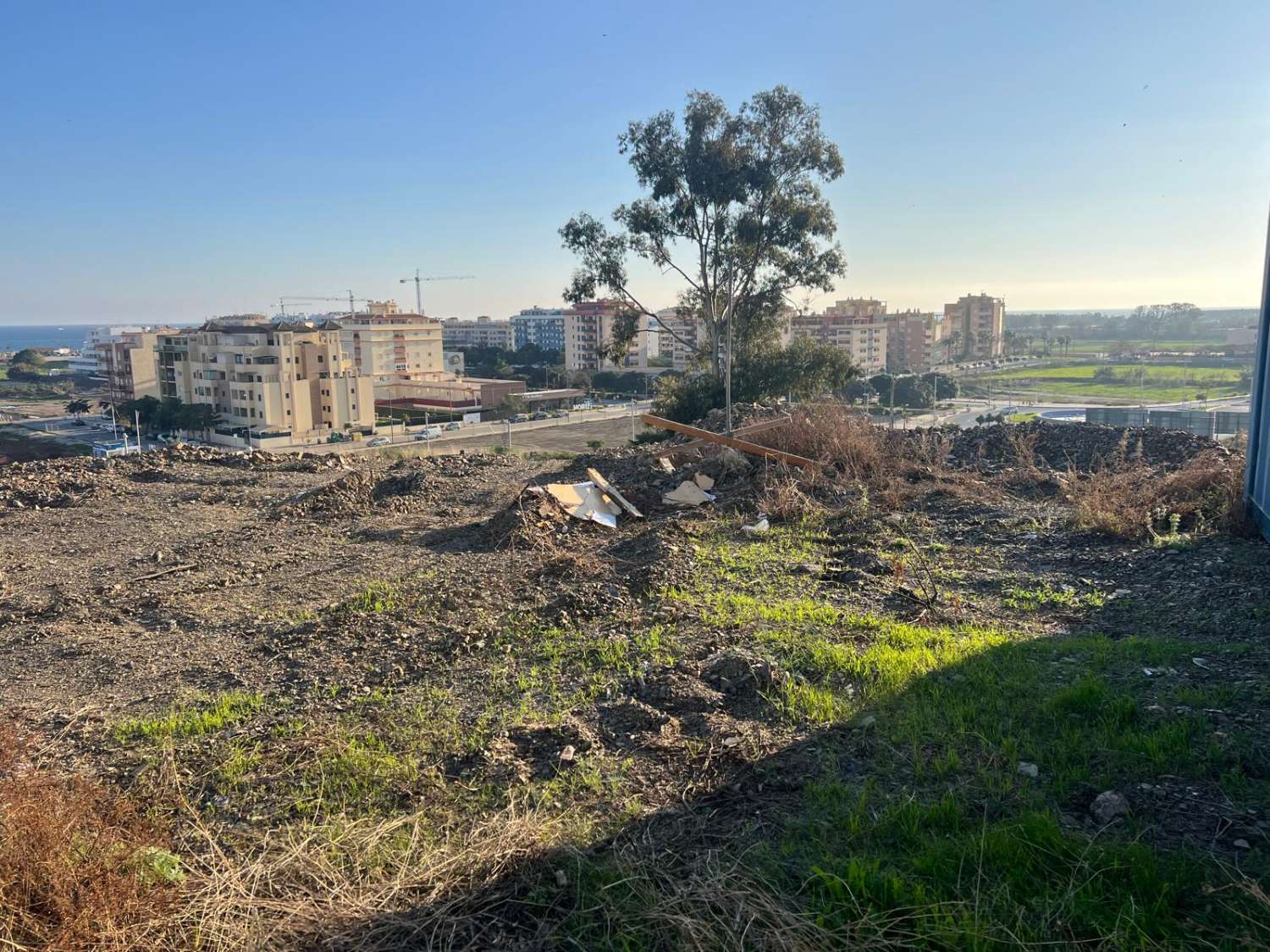 Parcela urbanizable con vistas al mar en Viña Málaga, Torre del Mar