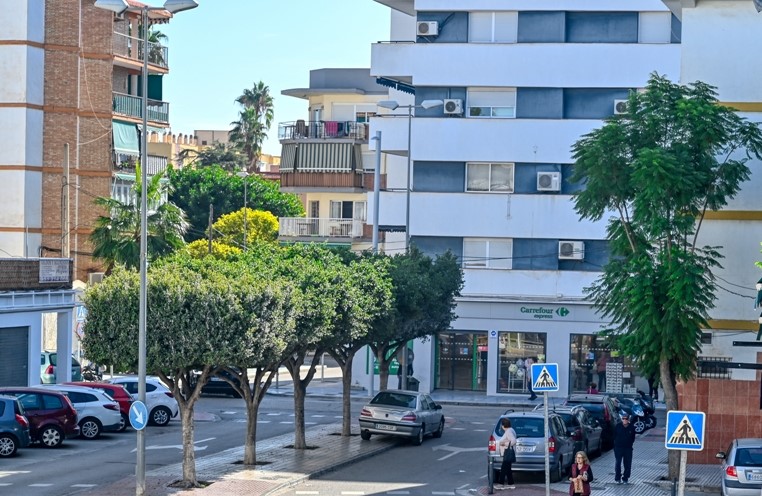 Piso de 3 dormitorios totalmente reformado en el centro de Torre del Mar, 5 minutos de la playa