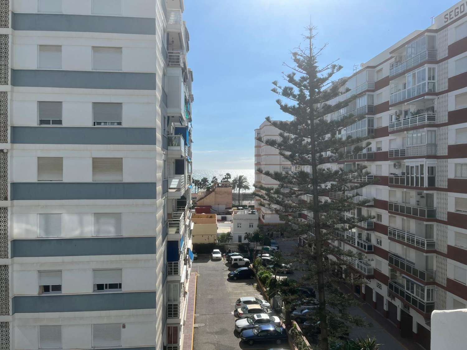 Great Opportunity in Torre del Mar! Apartment with Terrace and Sea Views